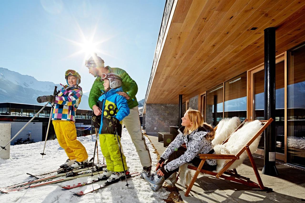 Smaragdresort Bramberg am Wildkogel Bilik gambar